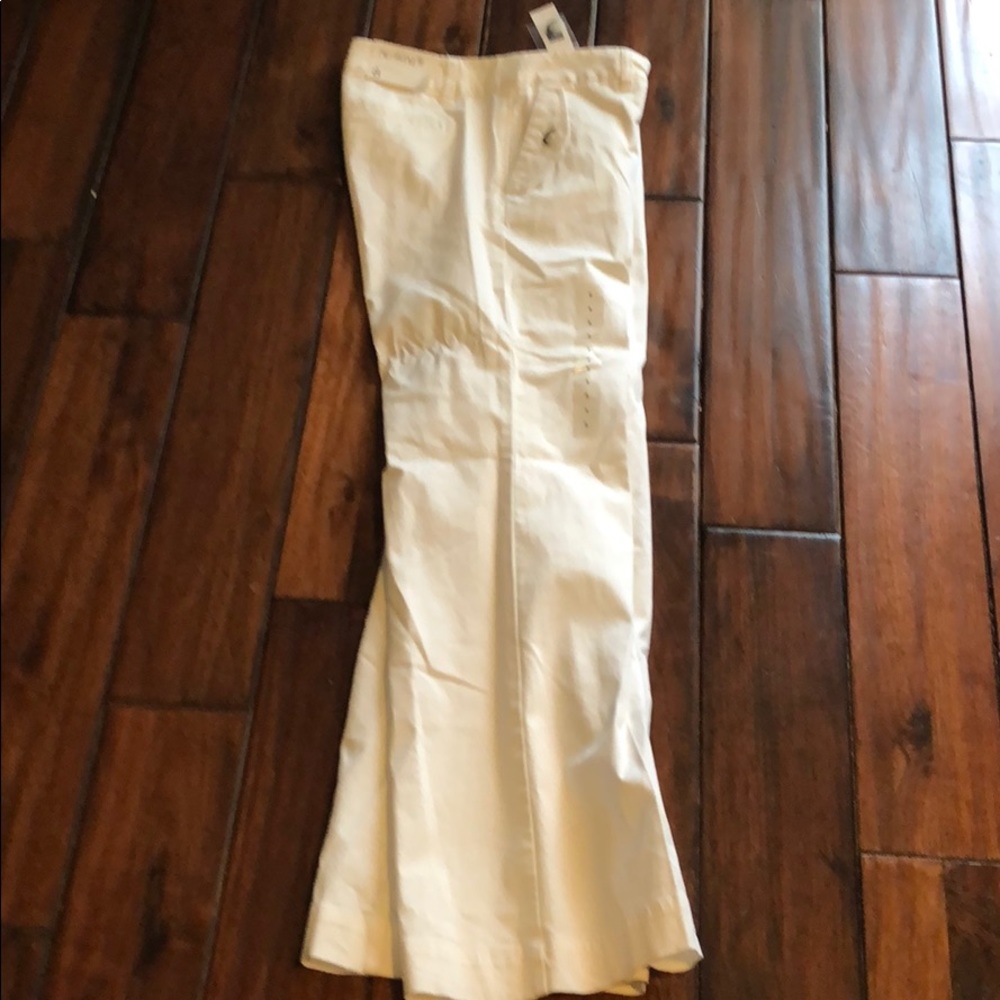 White trousers hip slang fit